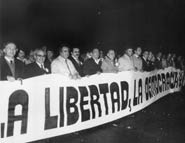 1981. Multitudinaria manifestación contra el golpe de estado